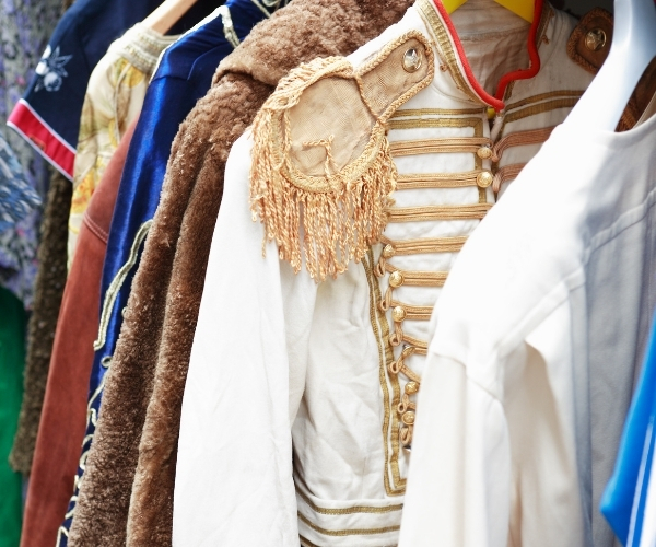 Top 10 Must have vintage blog The Vintage Clothing Store